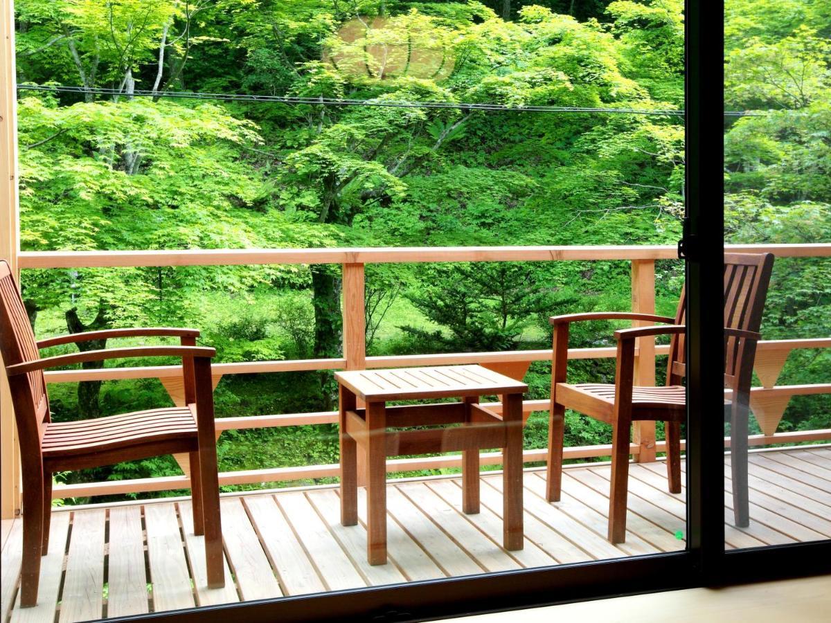 Отель Kose Onsen Каруидзава Экстерьер фото