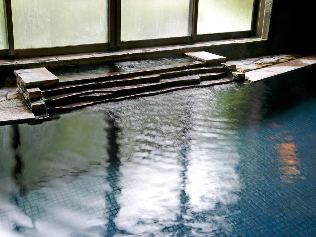 Отель Kose Onsen Каруидзава Экстерьер фото